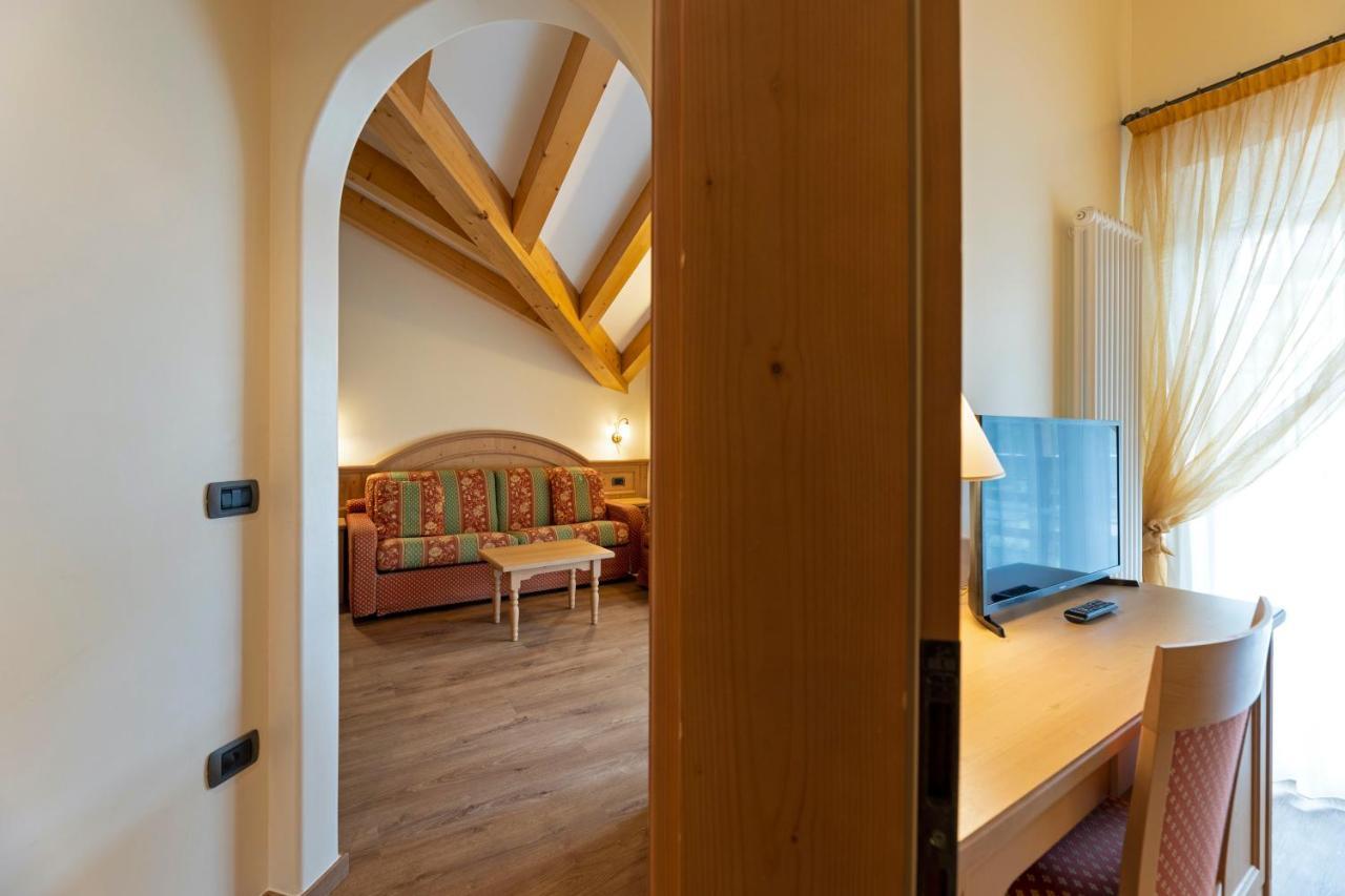 Hotel Lido - Slow & Natural Living Molveno Dış mekan fotoğraf