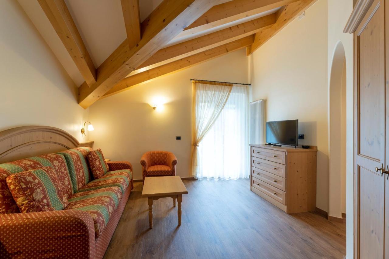 Hotel Lido - Slow & Natural Living Molveno Dış mekan fotoğraf