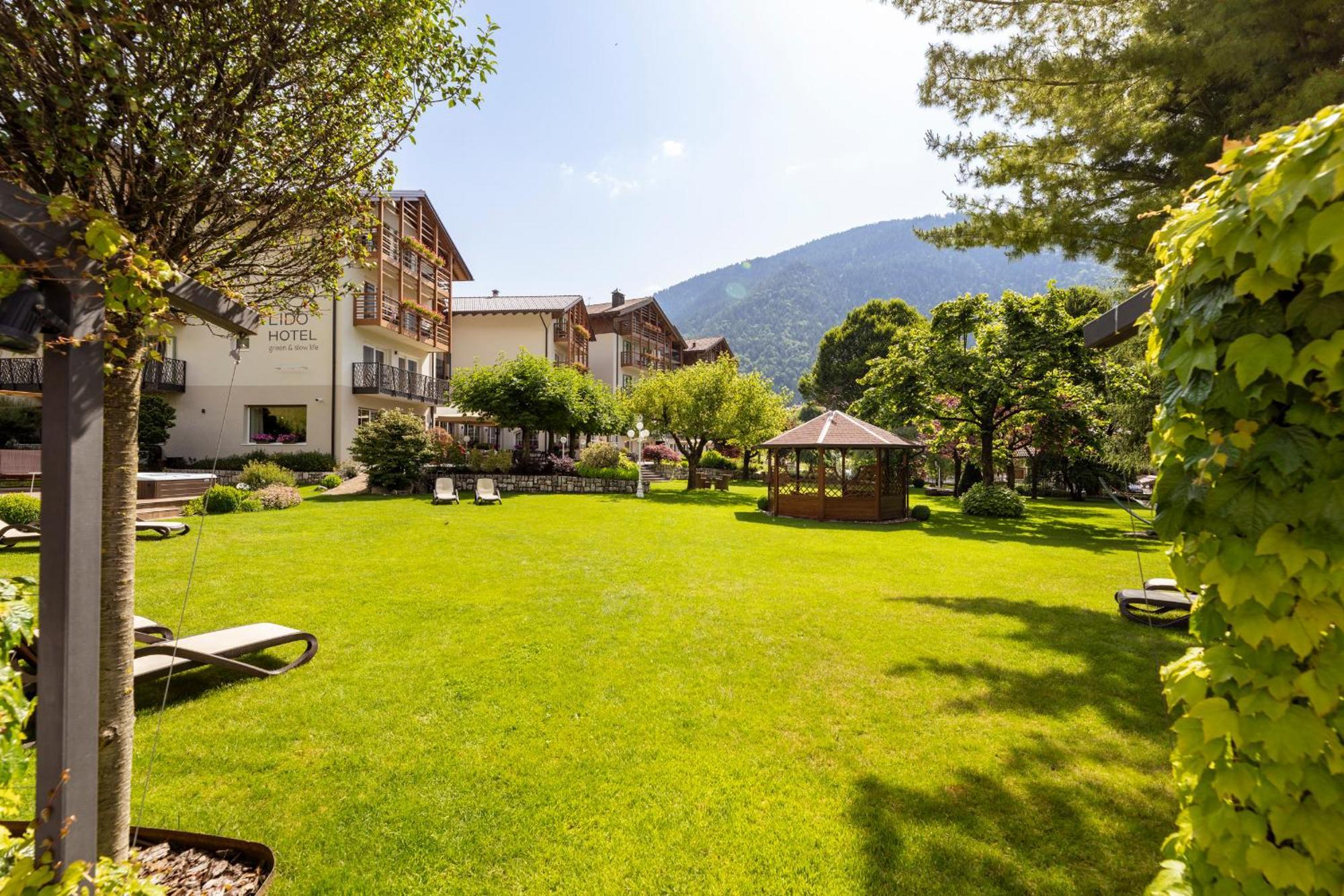 Hotel Lido - Slow & Natural Living Molveno Dış mekan fotoğraf